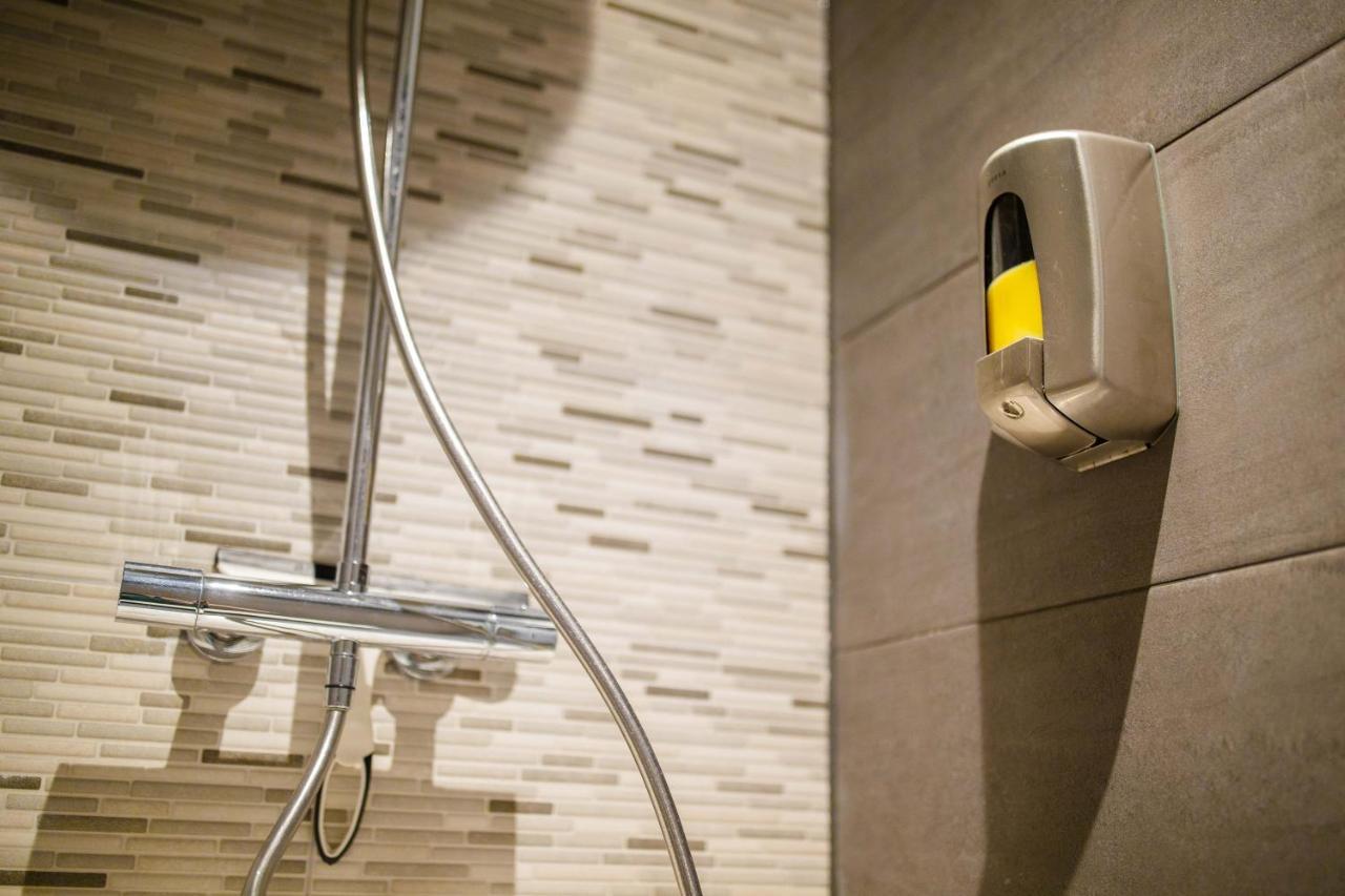 Trendy Design 55M2 Apartment With Balcony - Db6B 스헤르토헨보스 외부 사진